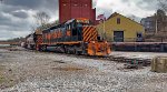 WE 7013 pulls off the Wheeling Connection at Summit St.